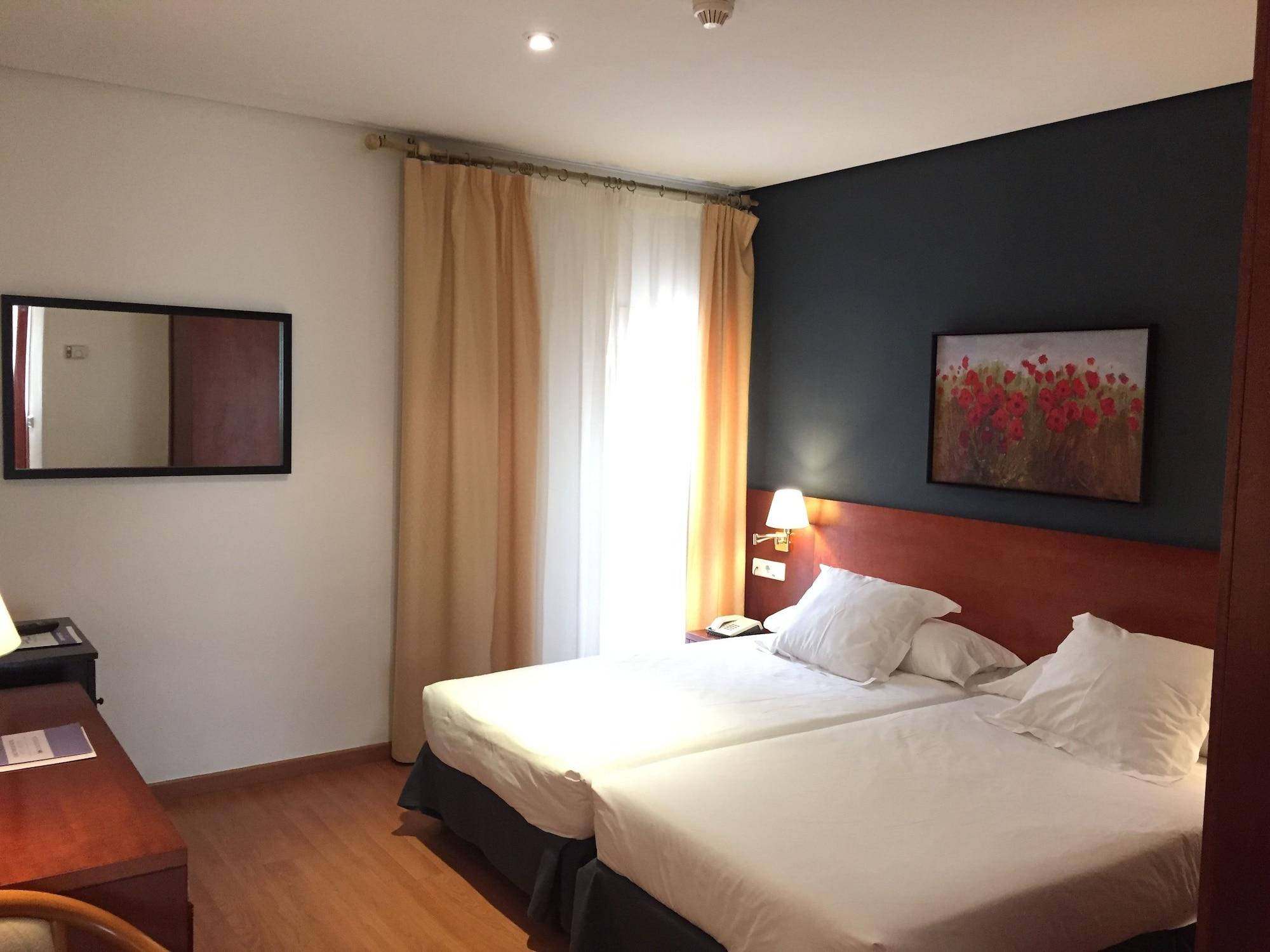 Hotel Trh Ciudad De 4*