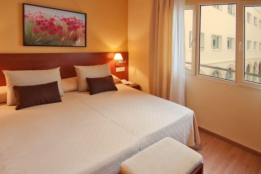 Trh Ciudad De Hotel Baeza