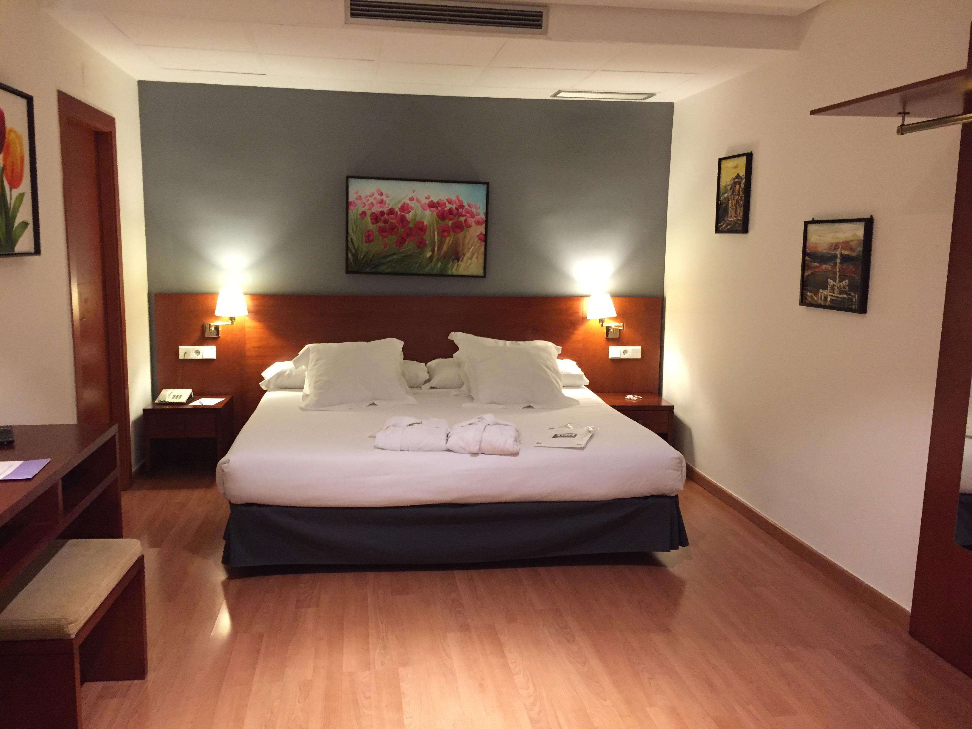 Trh Ciudad De Hotel 4*