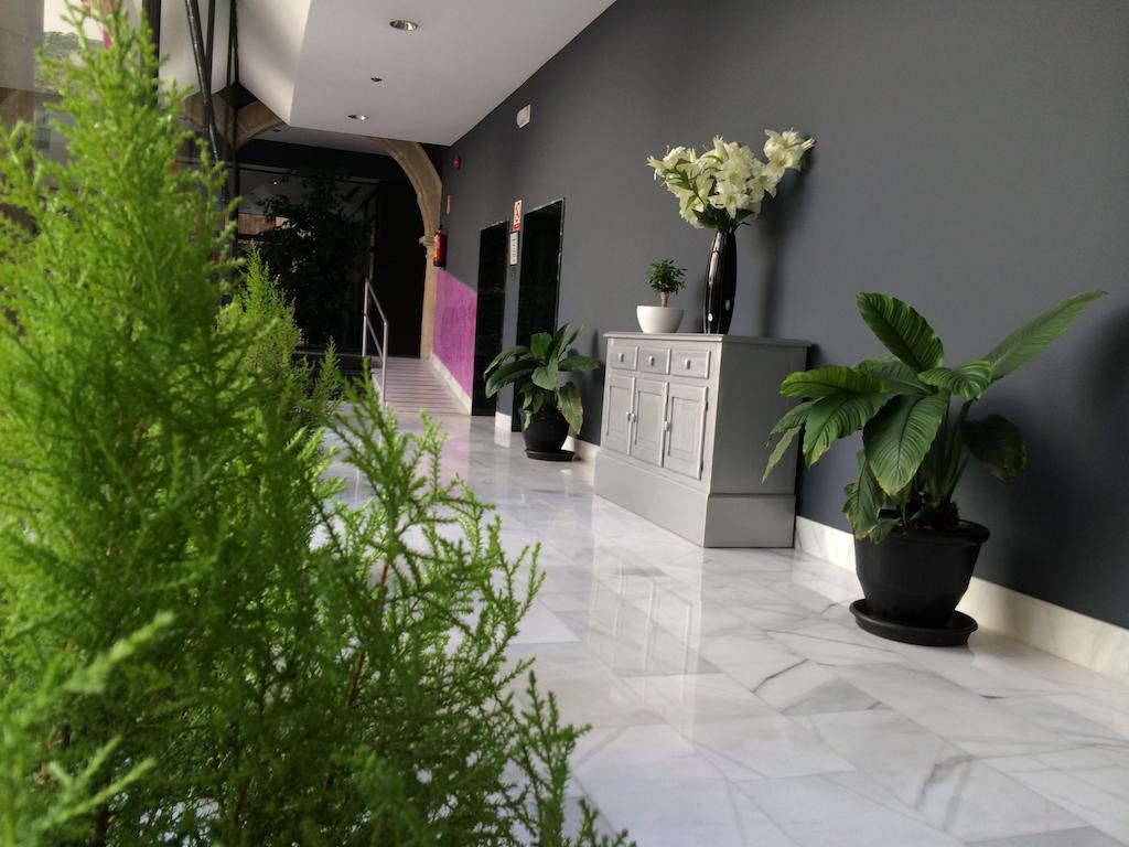 Trh Ciudad De Hotel 4*
